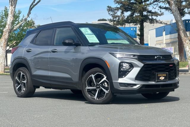 Used 2023 Chevrolet TrailBlazer RS w/ Convenience Package image 2