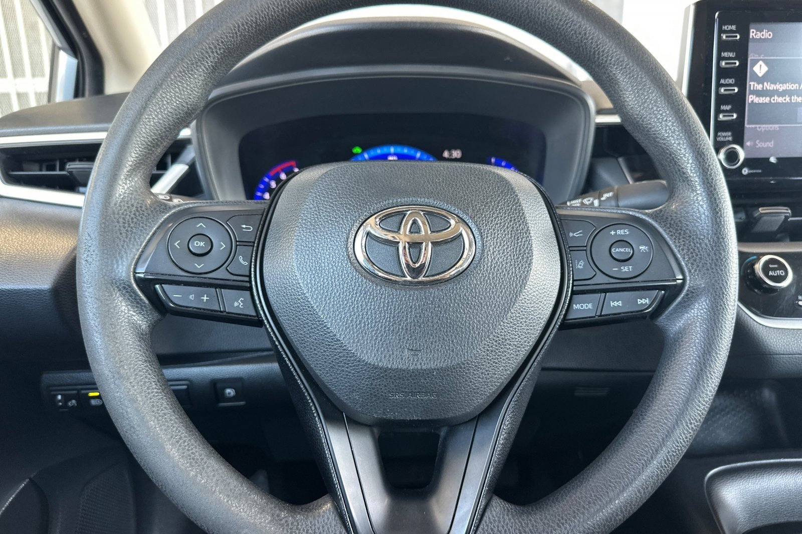 Certified 2021 Toyota Corolla LE w/ Carpet Mat Package (TMS) FWD image 21