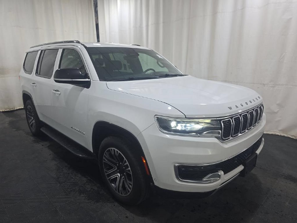 Used 2023 Jeep Wagoneer Series II AWD/4WD image 3