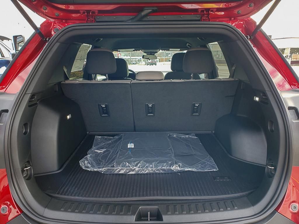 New 2026 GMC Terrain Elevation w/ LPO, Floor Liner Package image 4