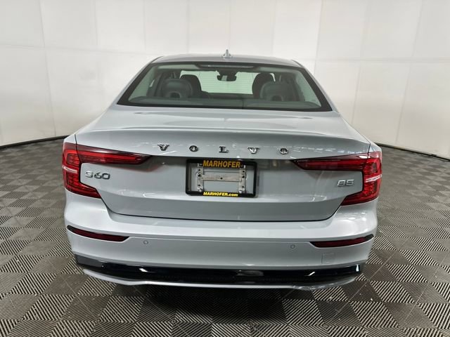Used 2024 Volvo S60 B5 Plus image 4