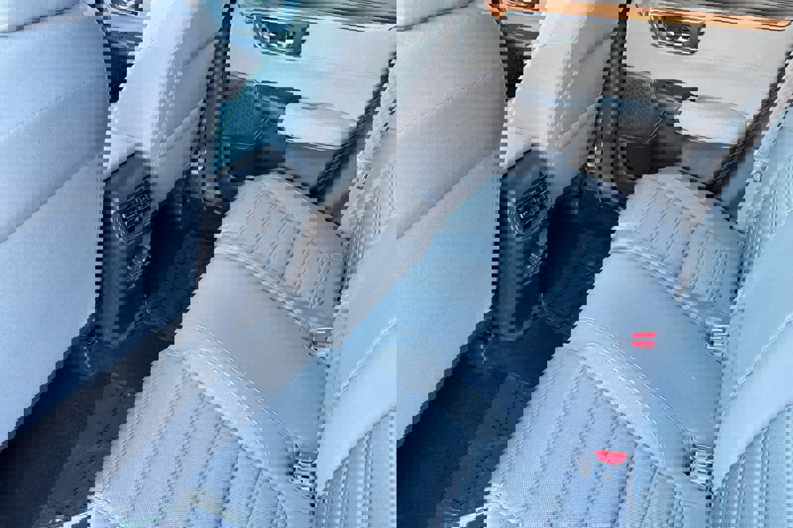 Used 2018 Honda CR-V EX image 4