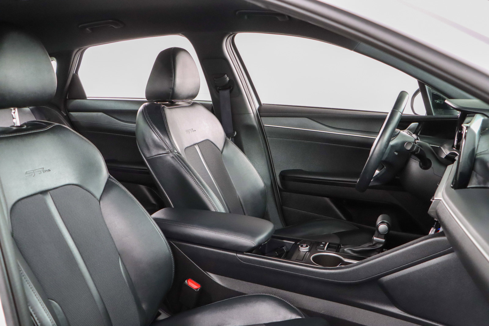 Used 2023 Kia K5 GT-Line image 26