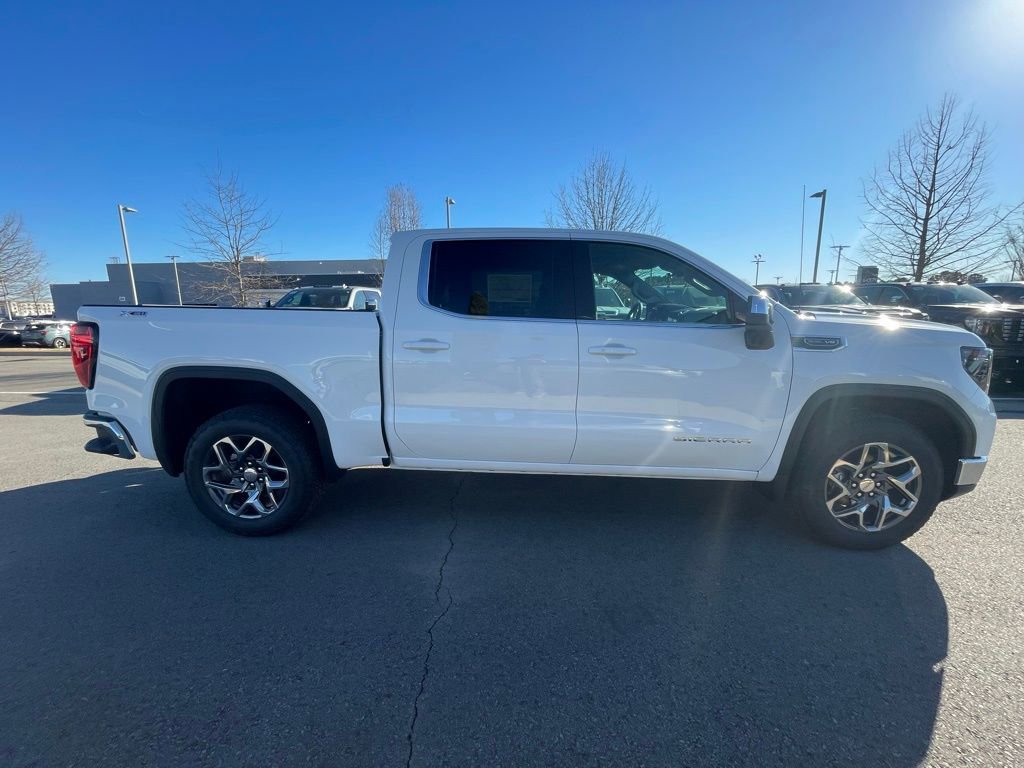 New 2026 GMC Sierra 1500 SLE w/ X31 Off-Road Package image 9