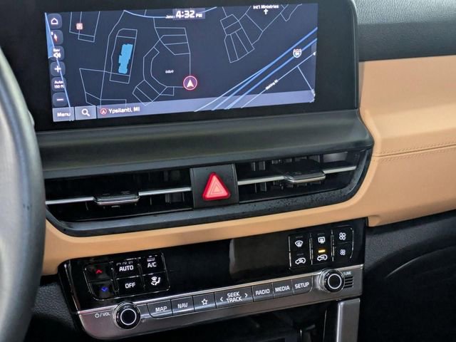 Certified 2024 Kia Seltos EX AWD/4WD image 24