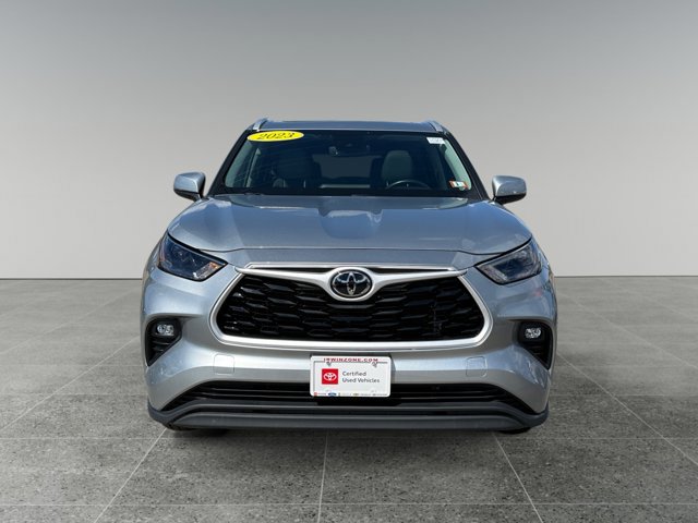 Used 2023 Toyota Highlander XLE AWD/4WD image 9