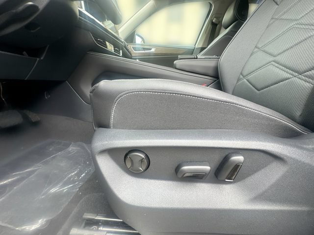 New 2026 Volkswagen Atlas SE FWD image 14