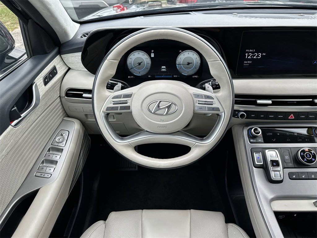 Used 2024 Hyundai Palisade Calligraphy image 15
