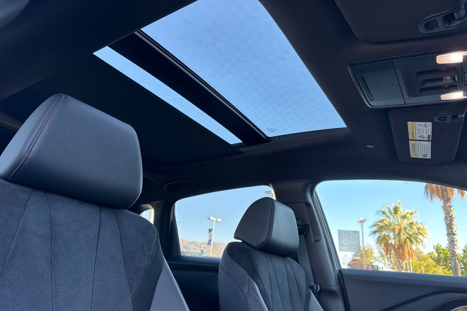 Used 2025 Acura ADX A-Spec image 18