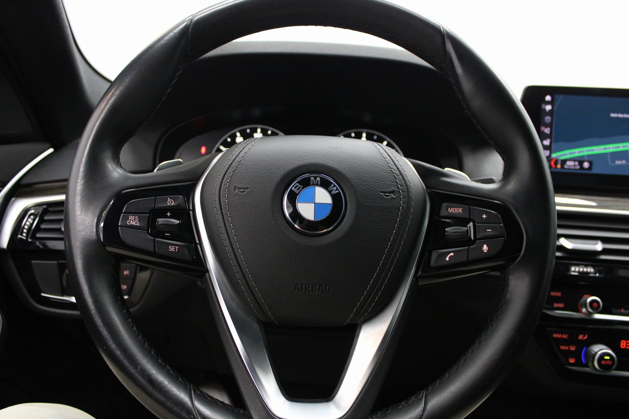 Used 2019 BMW 530i w/ Convenience Package image 35