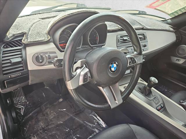 Used 2004 BMW Z4 3.0i RWD image 10