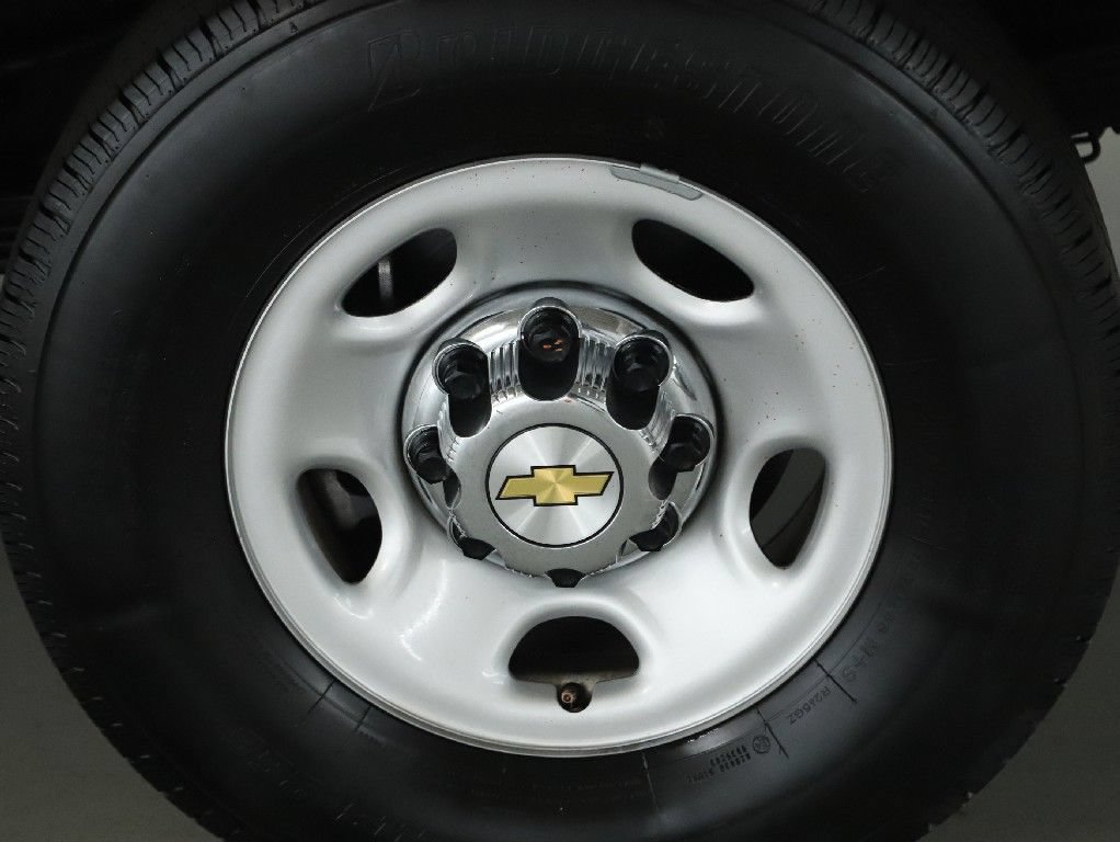 Used 2025 Chevrolet Express 3500 LT w/ LT Preferred Equipment Group RWD image 37