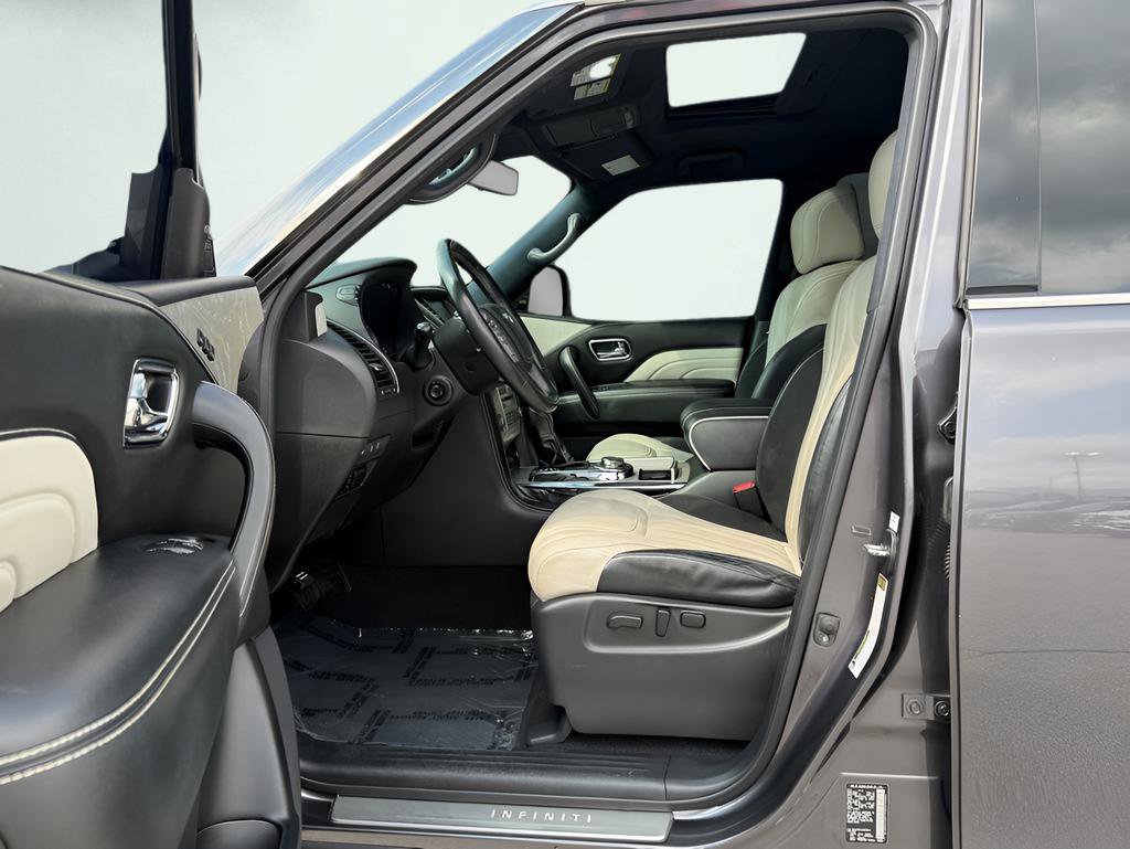 Used 2019 INFINITI QX80 Limited w/ All-Season Package image 16