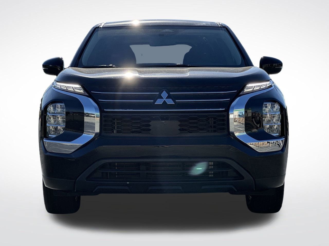 Used 2024 Mitsubishi Outlander ES image 33