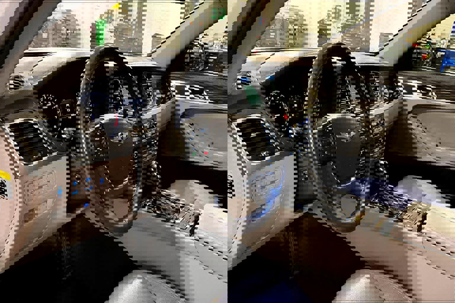 Used 2017 Genesis G80 3.8 image 17