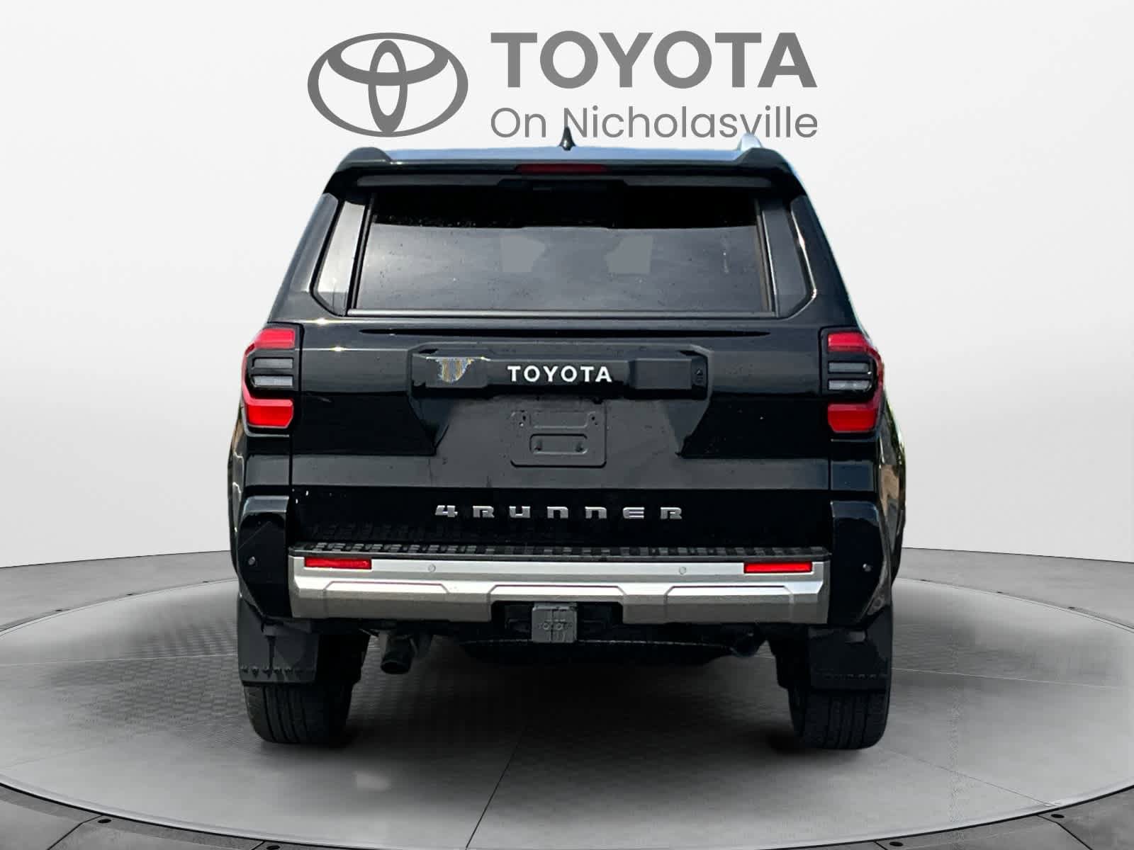 Used 2026 Toyota 4Runner Limited AWD/4WD image 5