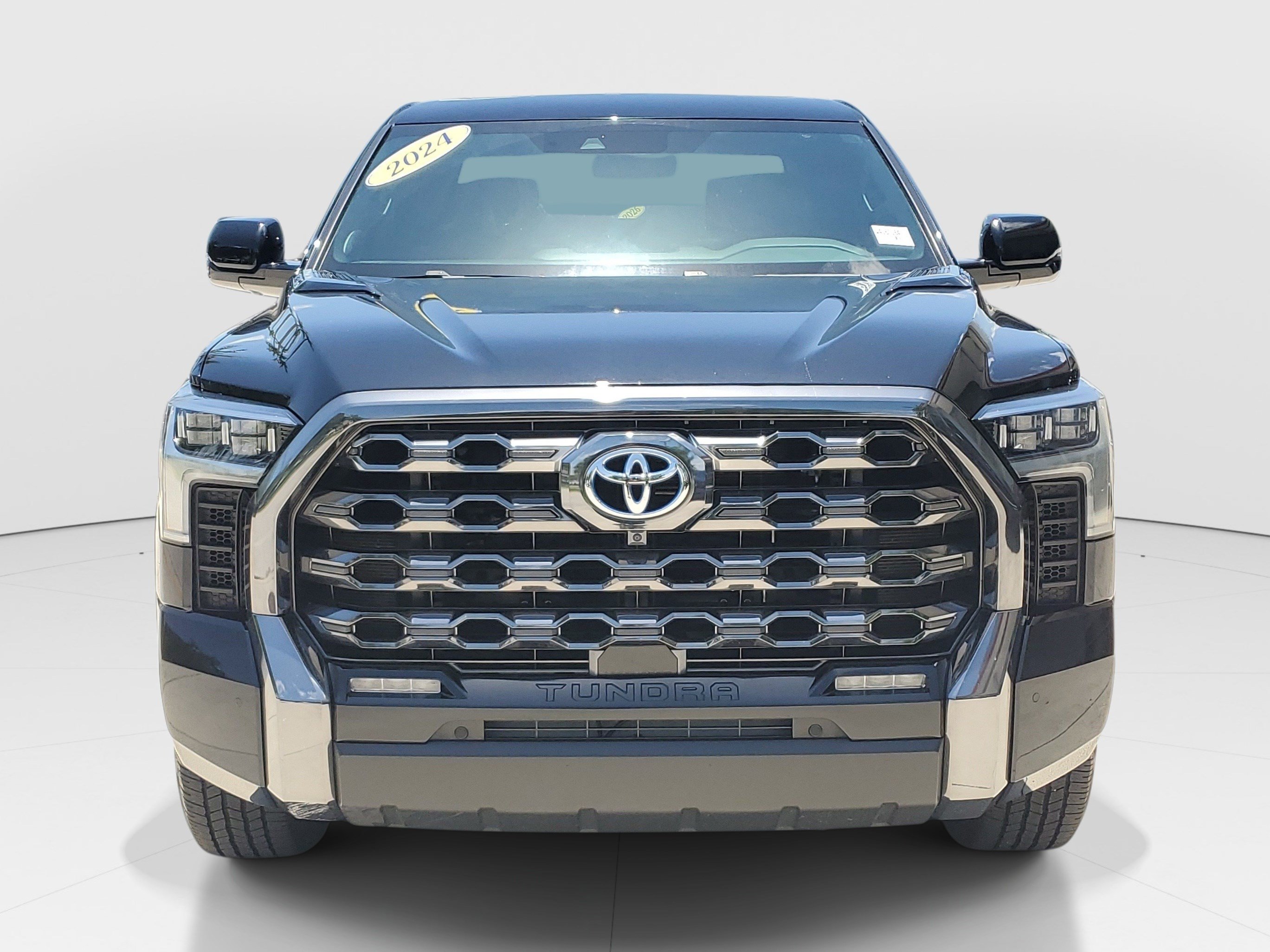 Used 2024 Toyota Tundra Platinum RWD image 2