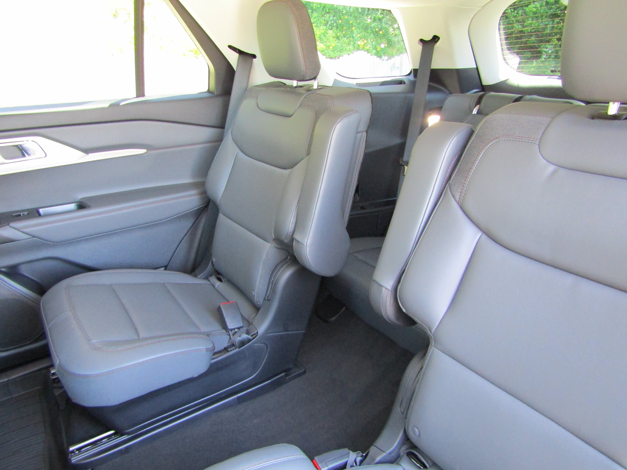 New 2026 Ford Explorer Active w/ Active Comfort Package AWD/4WD image 28