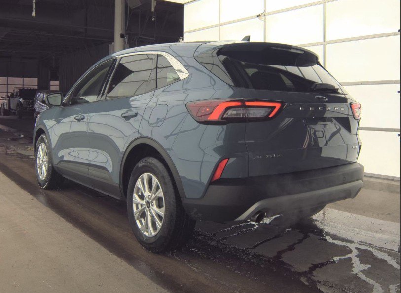 Used 2023 Ford Escape Active w/ Tech Pack #1 image 3