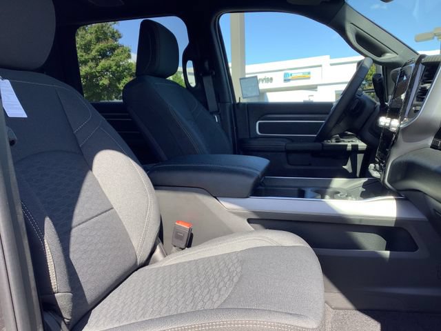 New 2026 RAM 2500 Big Horn AWD/4WD image 40