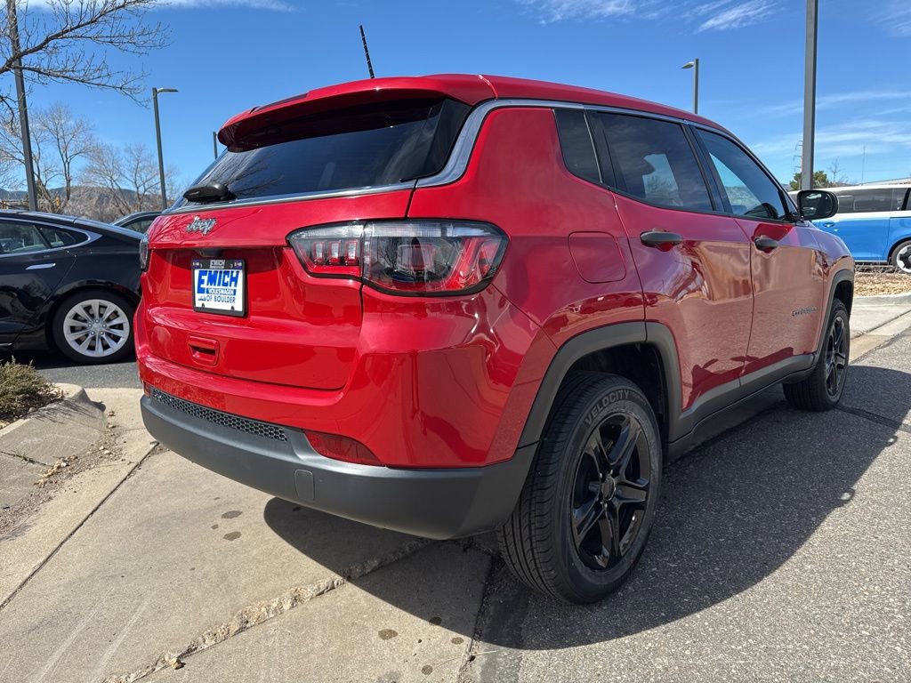 Used 2023 Jeep Compass Sport image 5