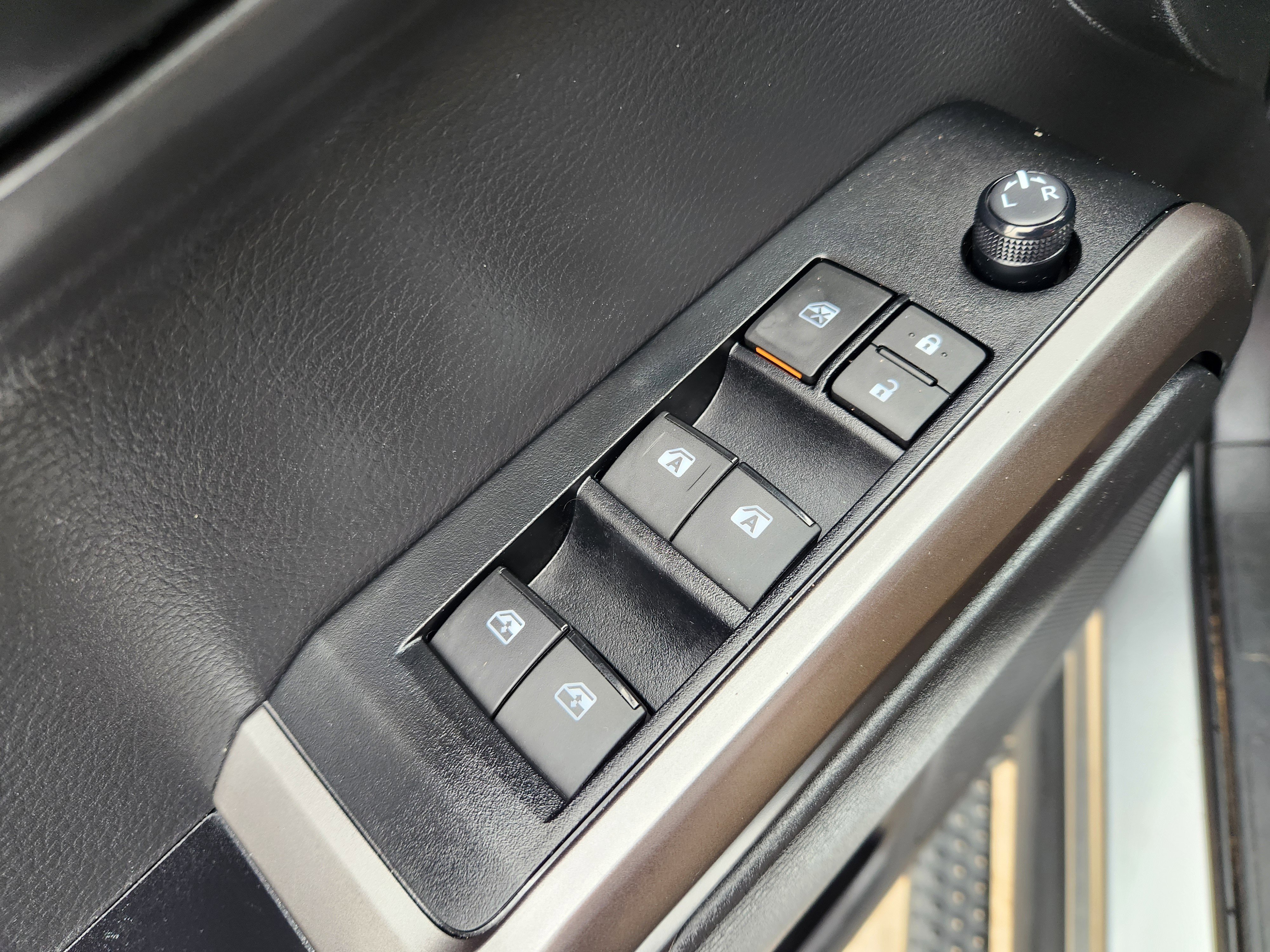 Used 2023 Toyota Tacoma SR5 image 23