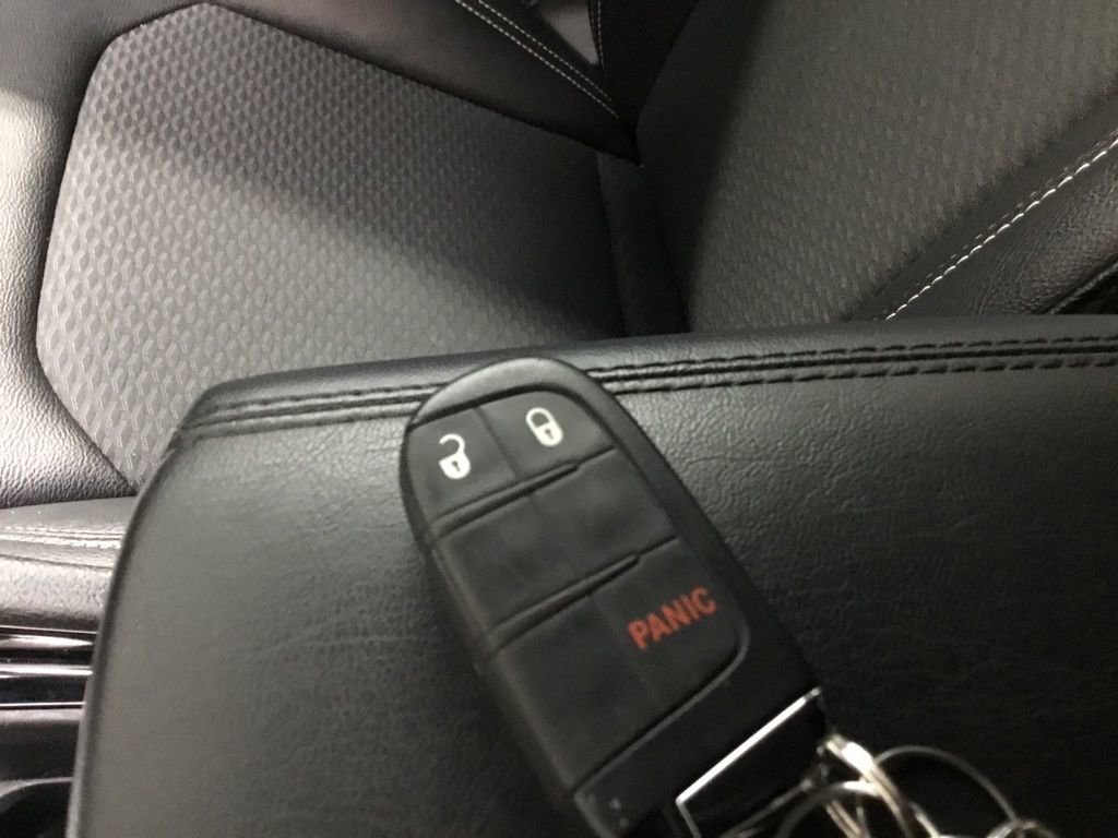 Used 2024 Jeep Compass Latitude w/ Altitude Special Edition image 9