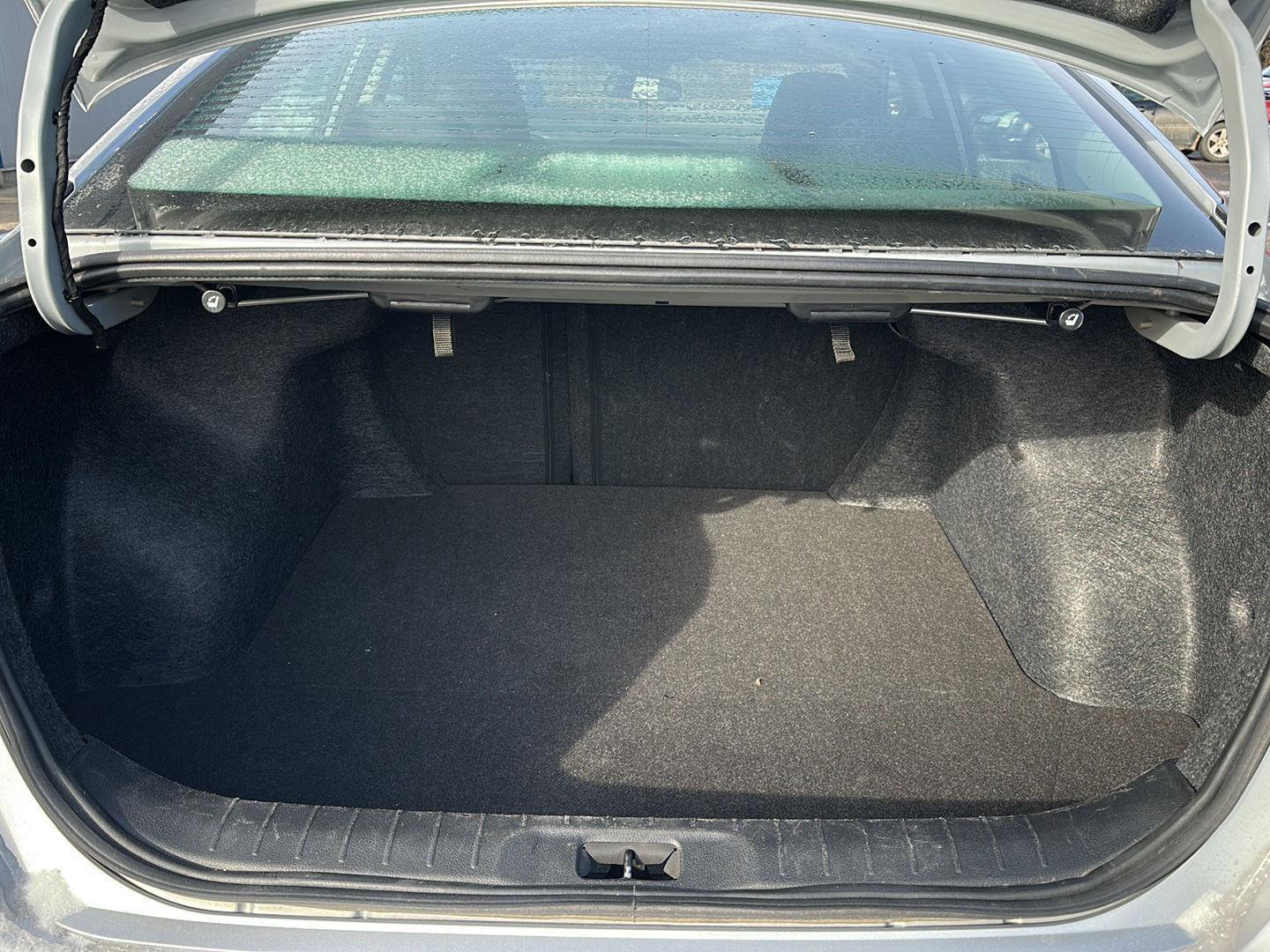 Used 2024 Nissan Altima 2.5 SV image 11