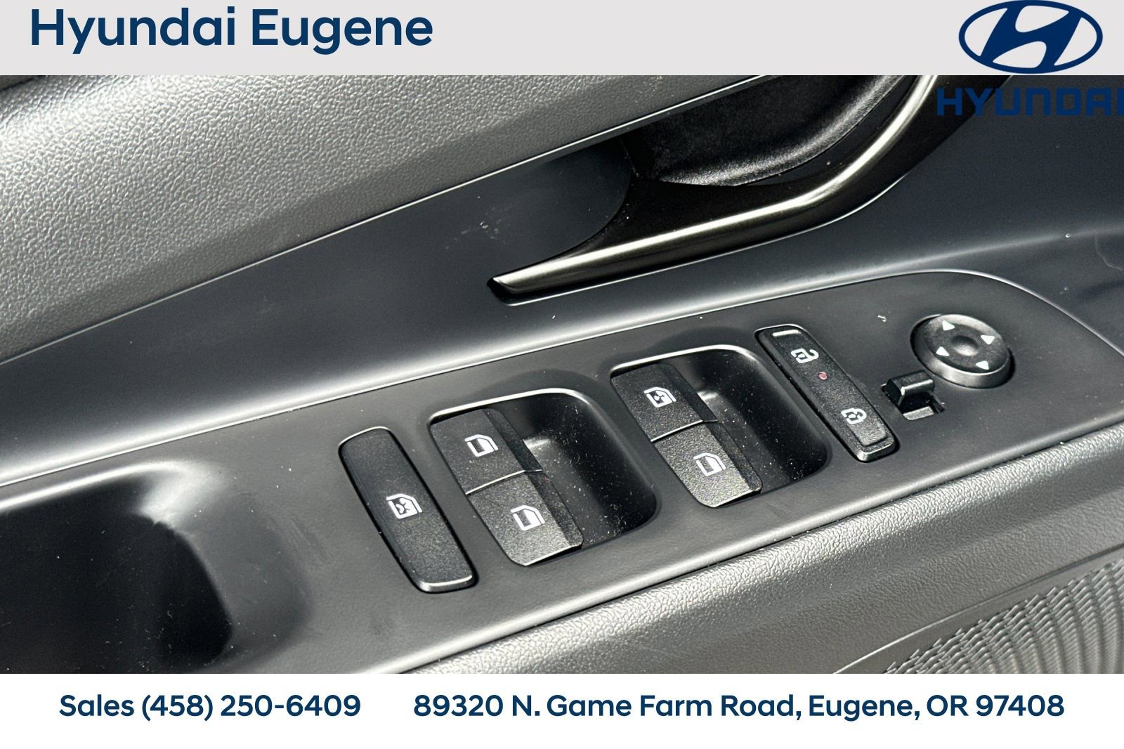 Used 2025 Hyundai Elantra Sport w/ Cargo Package image 16