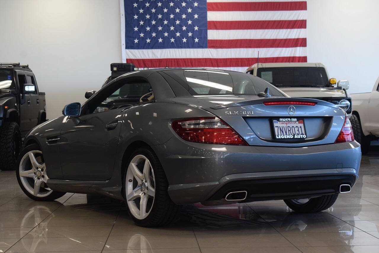 Used 2016 Mercedes-Benz SLK 300 image 7
