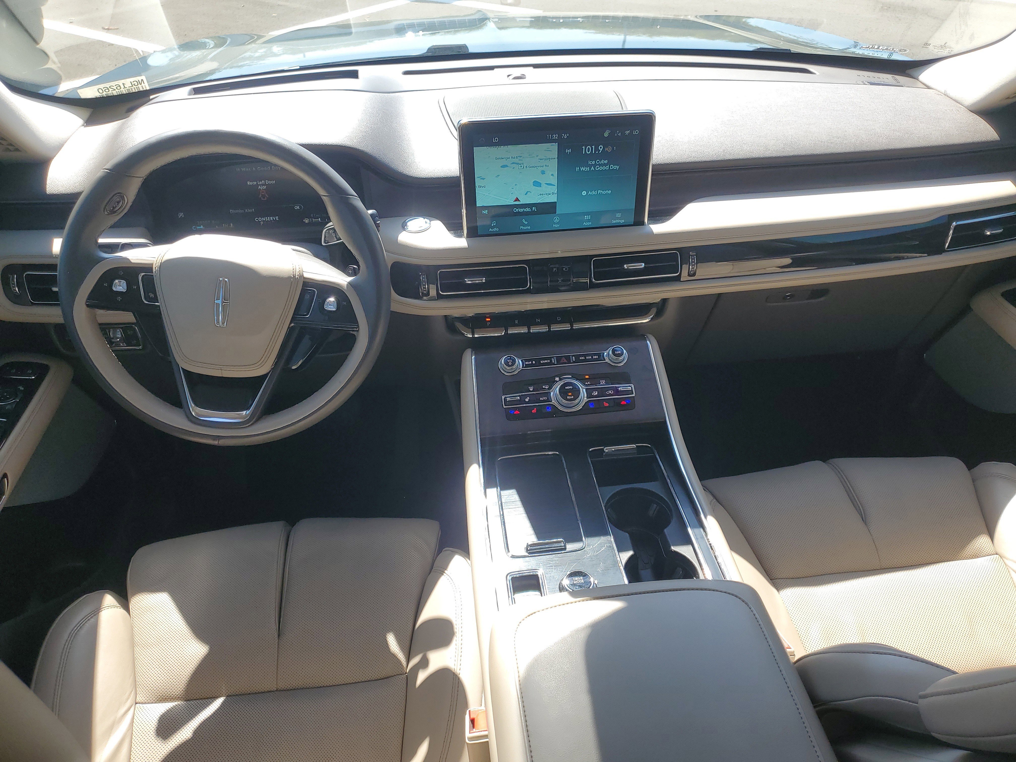 Used 2022 Lincoln Aviator Reserve w/ Equipment Group 201A image 13