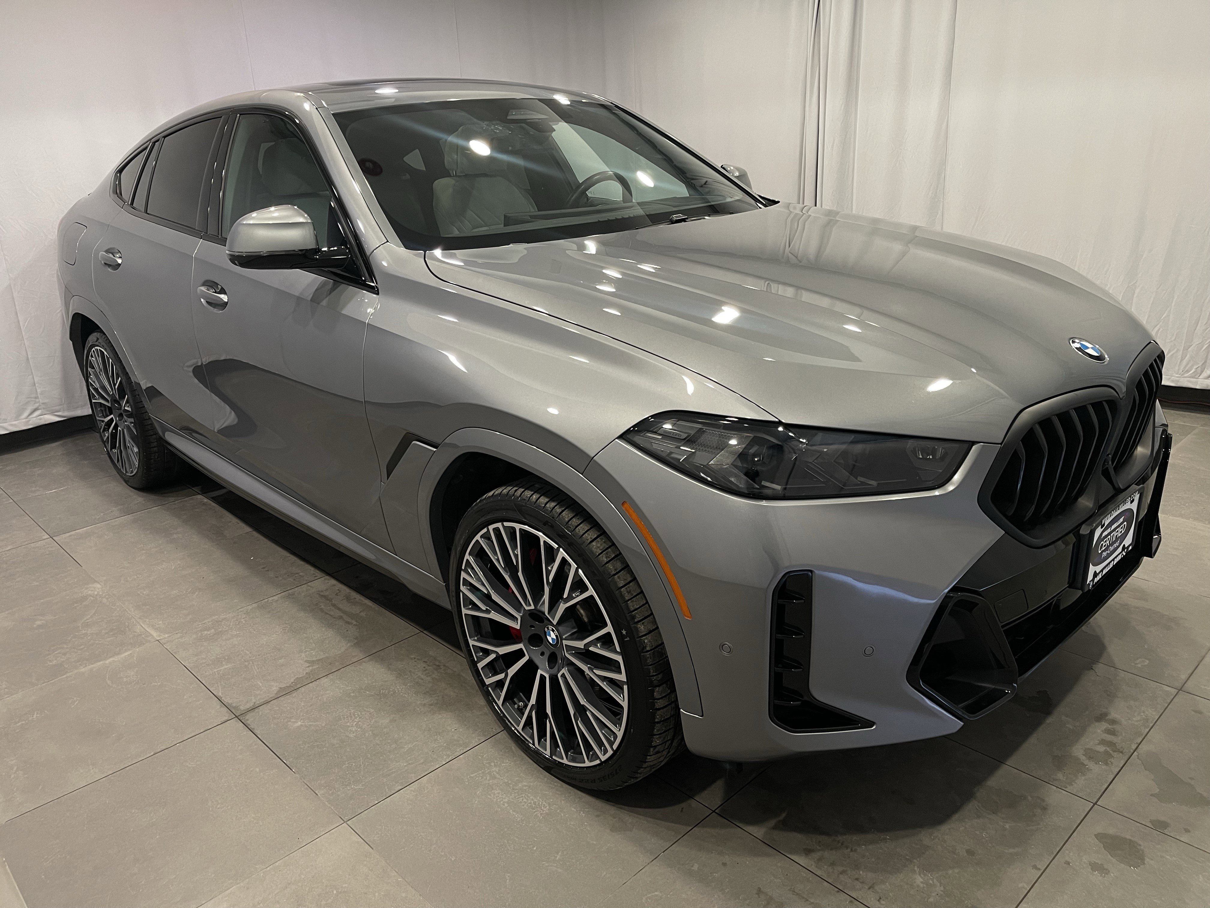 Used 2024 BMW X6 xDrive40i w/ Premium Package image 3