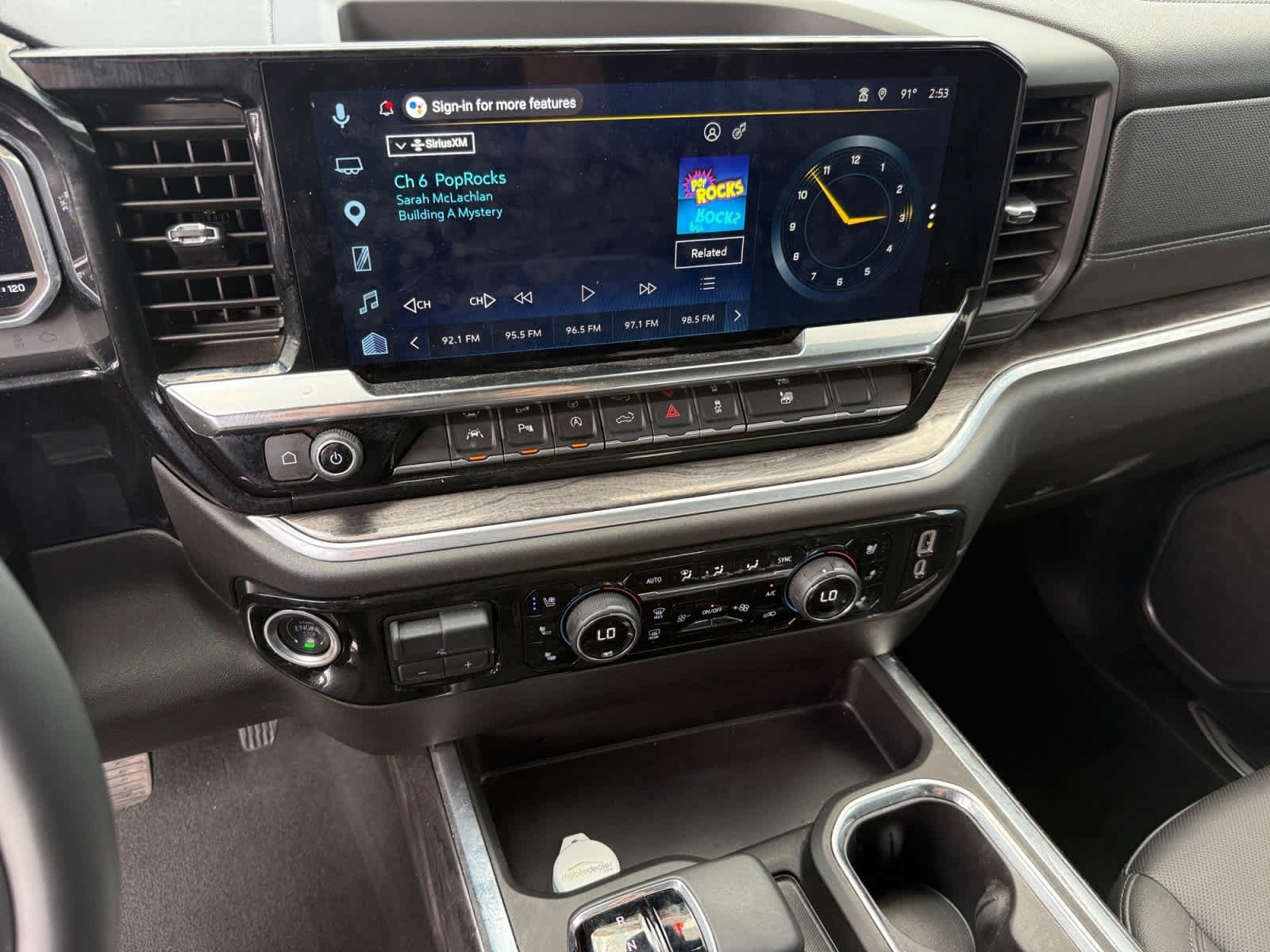 Used 2025 Chevrolet Silverado 1500 LTZ AWD/4WD image 18