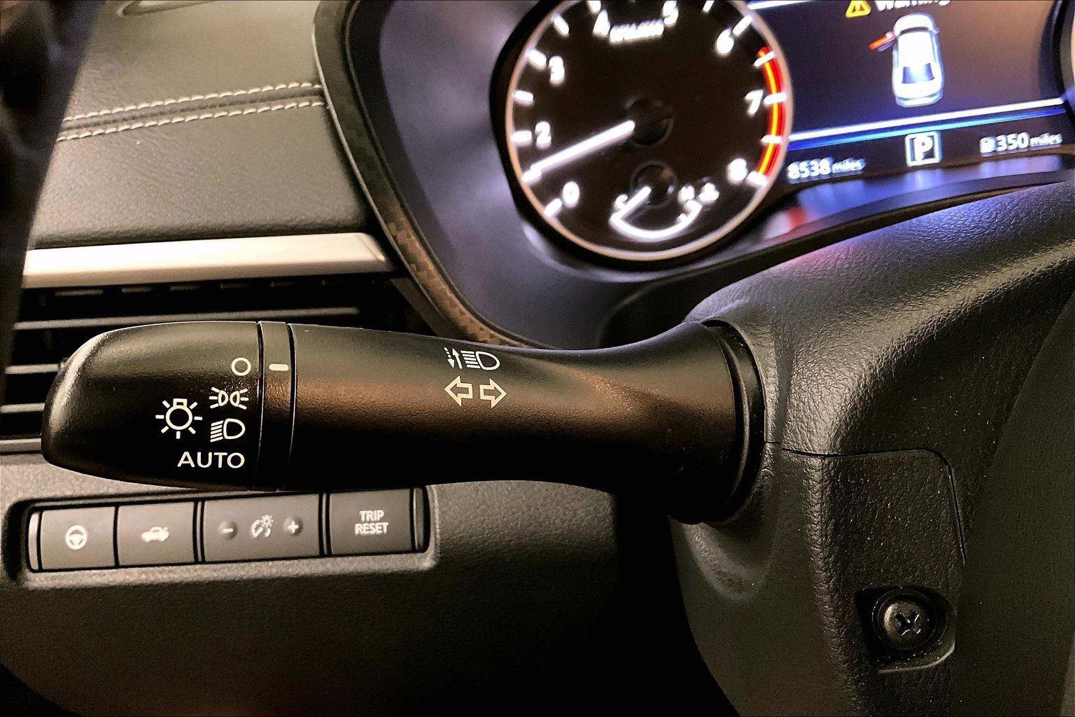 Used 2021 Nissan Altima 2.5 SV w/ SV Premium Package image 30