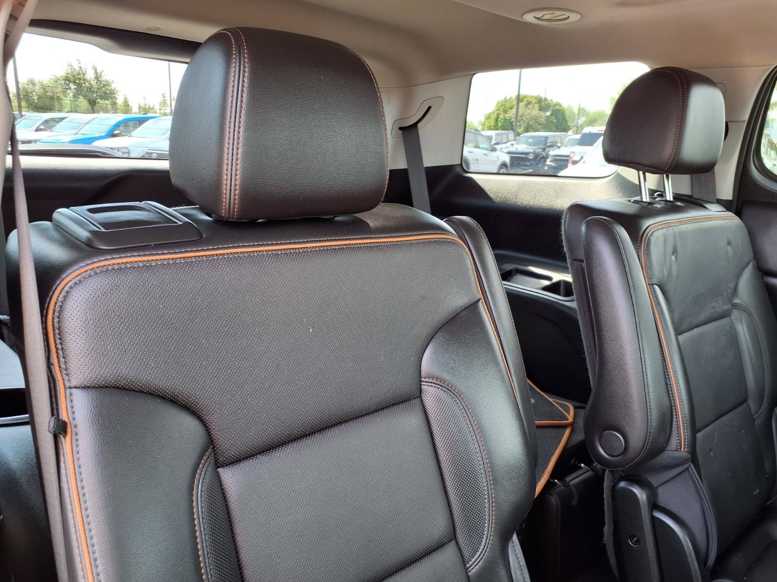 Used 2022 GMC Acadia AT4 w/ Technology Package AWD/4WD image 15