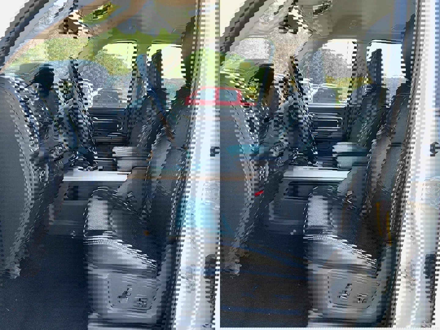 Used 2022 RAM 3500 Laramie w/ Protection Group image 14