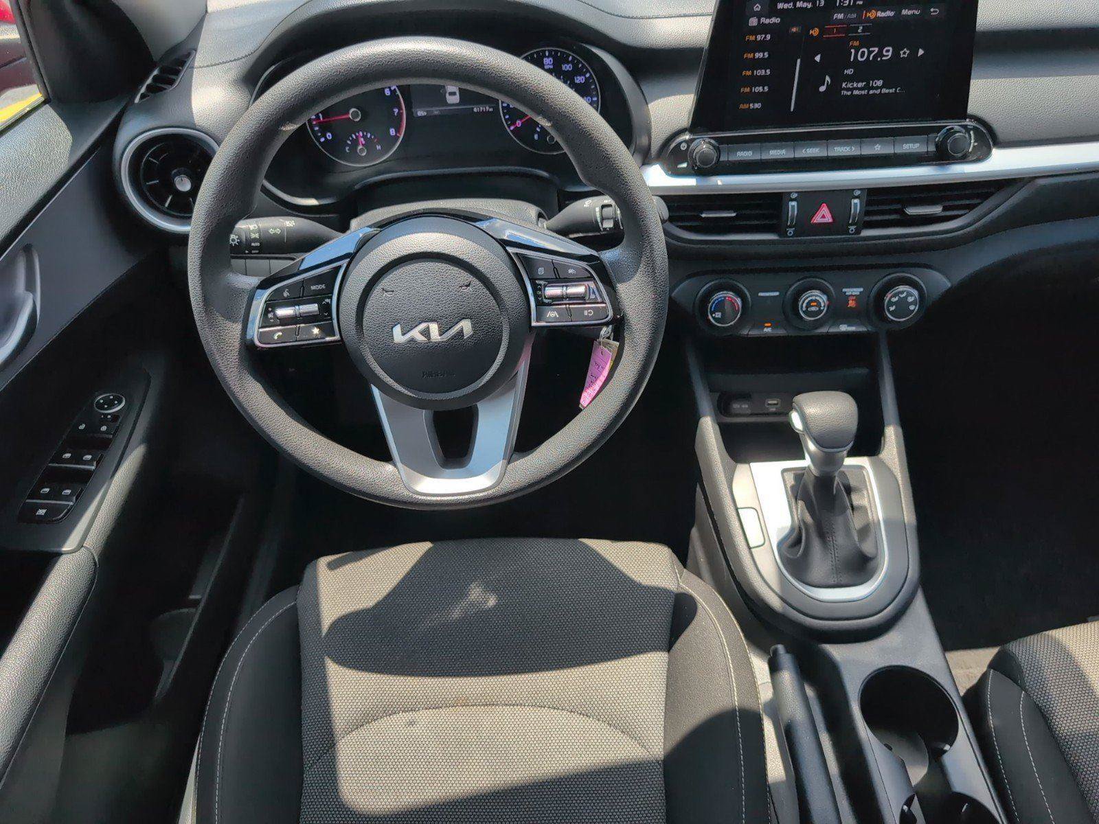Used 2024 Kia Forte LXS FWD image 32