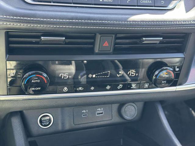 Used 2023 Nissan Rogue SV w/ SV Premium B Package image 22