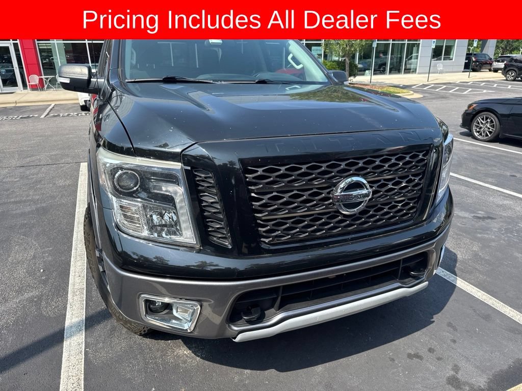 Used 2017 Nissan Titan PRO-4X AWD/4WD image 2