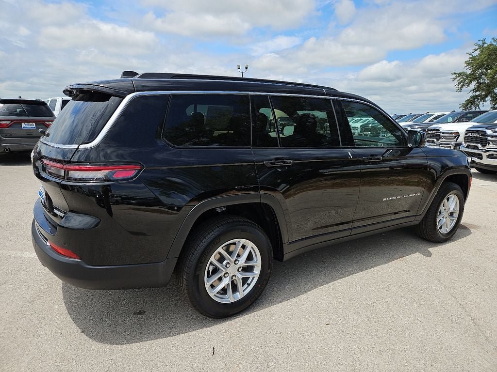 New 2026 Jeep Grand Cherokee L 2WD image 8