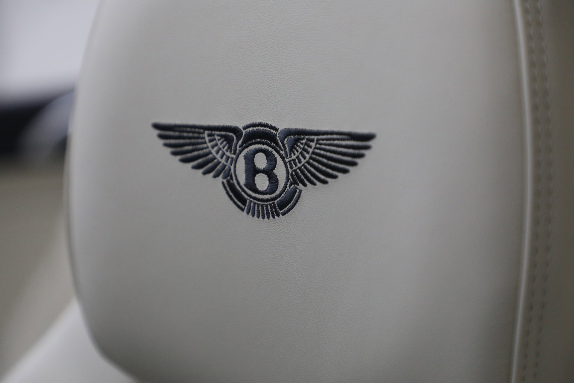 New 2026 Bentley Continental GTC AWD/4WD image 33