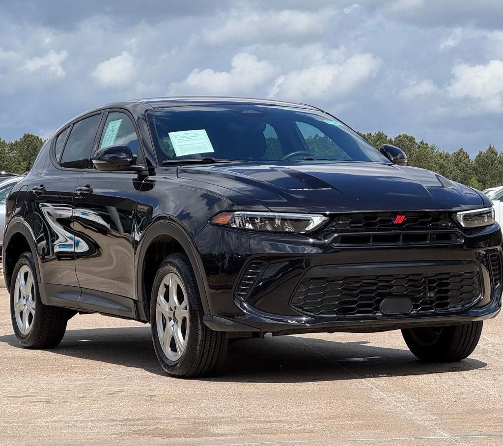 Used 2023 Dodge Hornet GT image 8