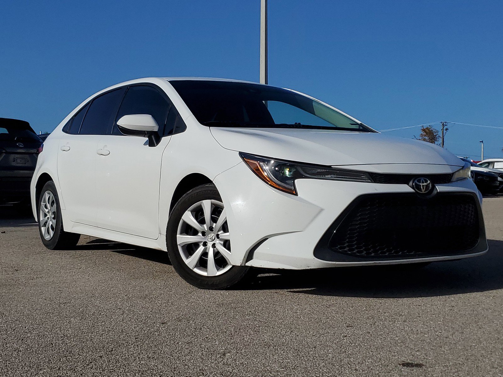 Used 2022 Toyota Corolla LE image 39