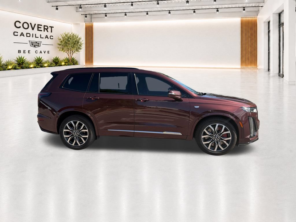 Certified 2023 Cadillac XT6 Sport w/ Platinum Package AWD/4WD image 13