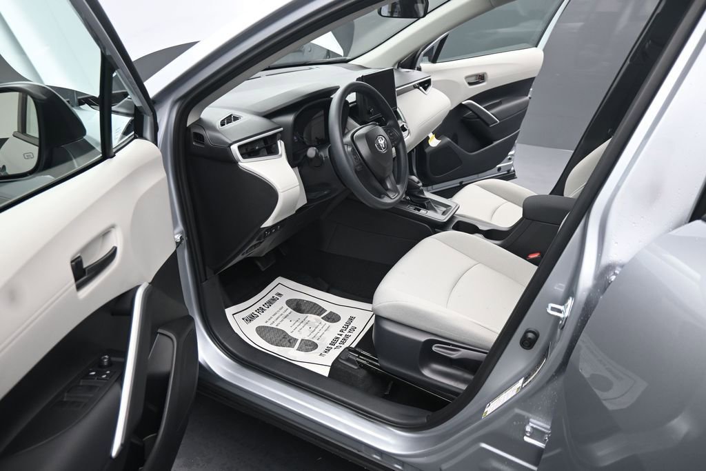 New 2026 Toyota Corolla Cross L AWD/4WD image 18