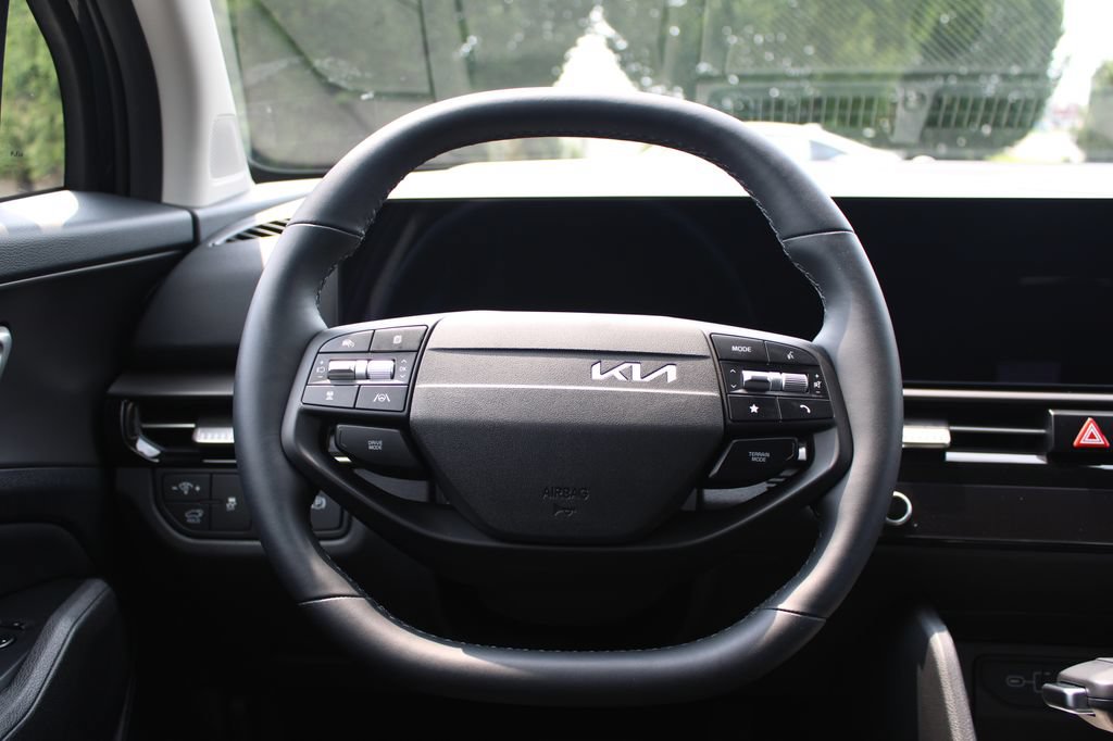 Used 2026 Kia Sportage EX w/ EX Panorama Roof Package AWD/4WD image 16