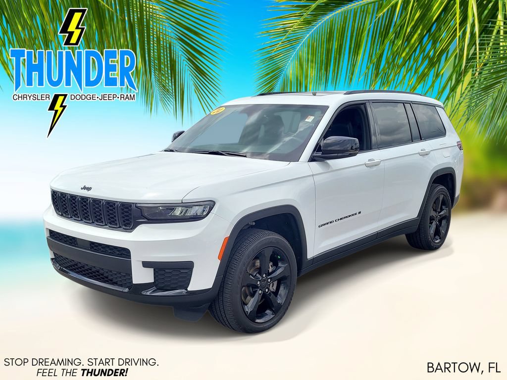 Used 2024 Jeep Grand Cherokee L Altitude AWD/4WD image 2