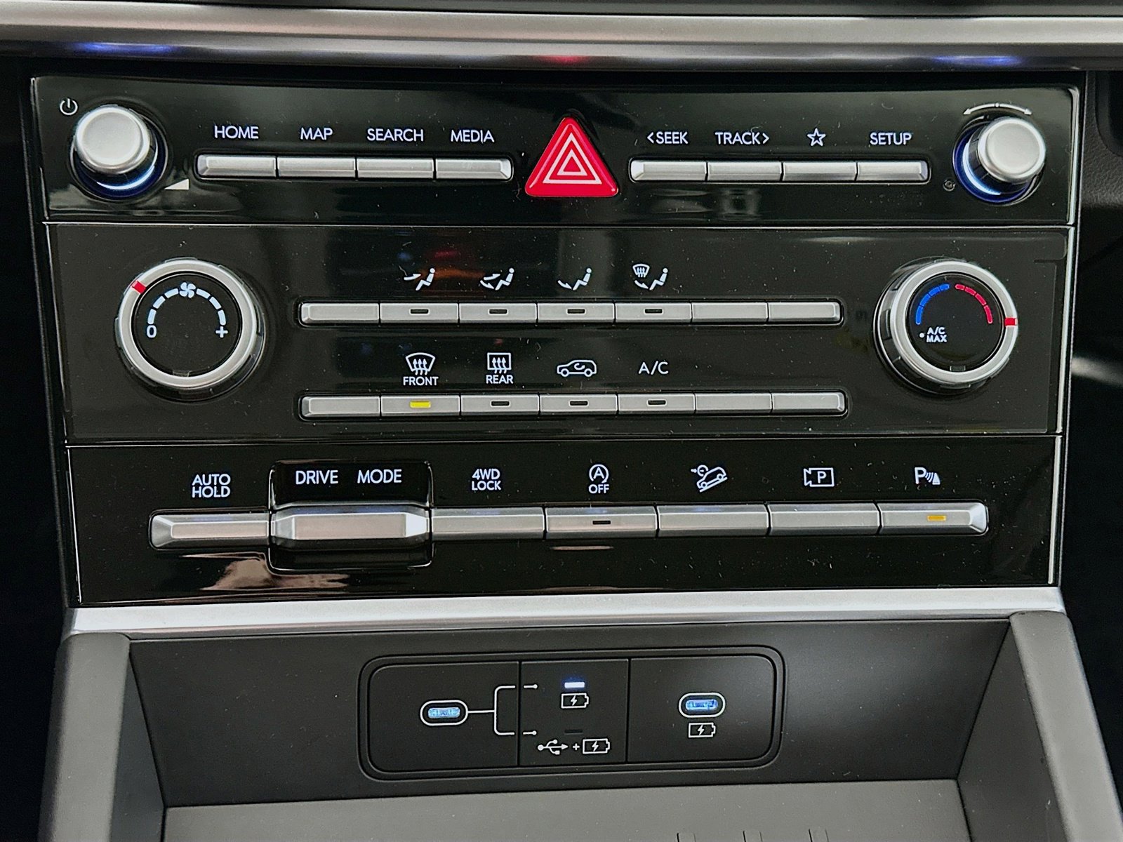 New 2025 Hyundai Santa Fe SE image 15