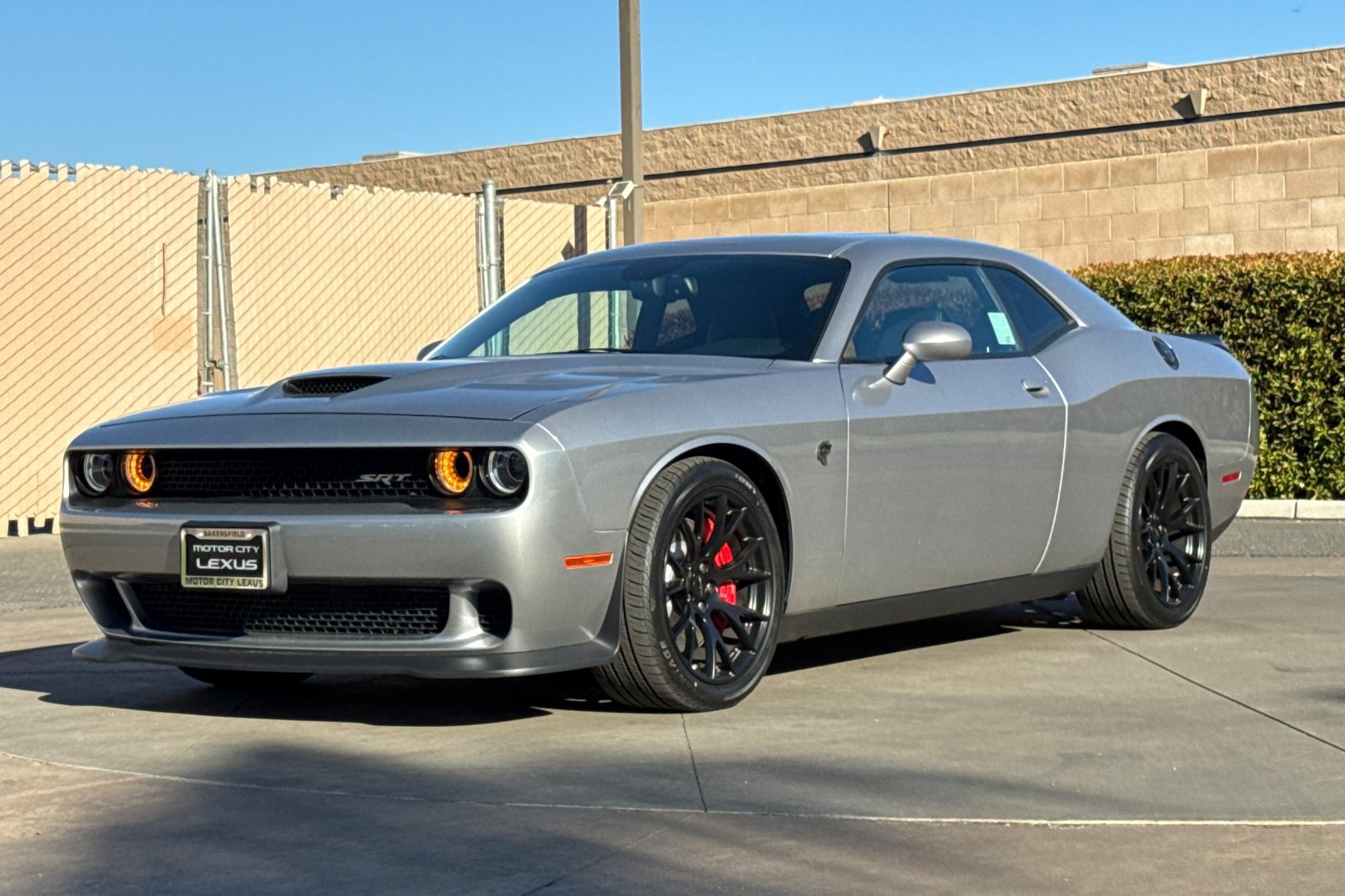 Used 2016 Dodge Challenger SRT Hellcat RWD image 8