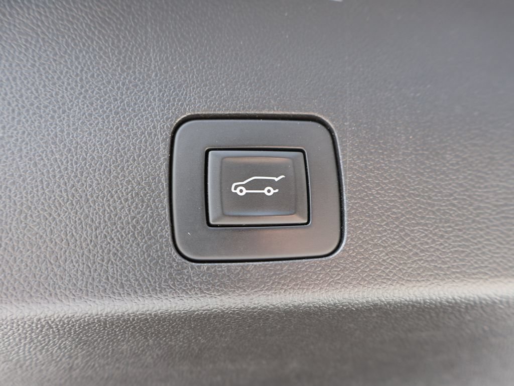 Used 2023 Buick Encore GX Essence w/ Advanced Technology Package AWD/4WD image 16